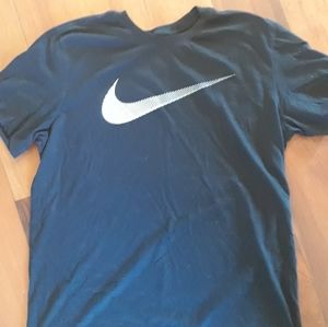 Mens black Nike t-shirt